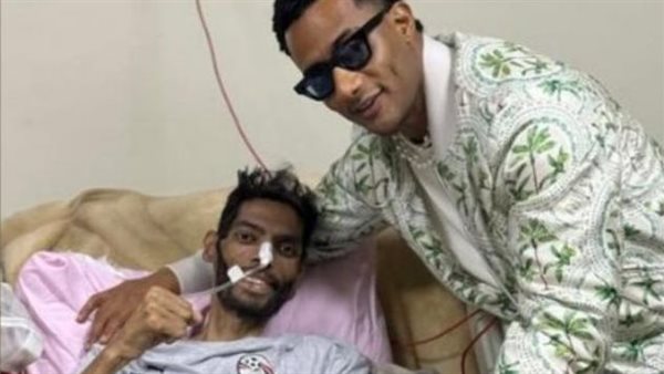 كواليس الأيام الأخيرة في حياة إبراهيم شيكا وعلاقة محمد رمضان بنفقات علاجه.. فيديو