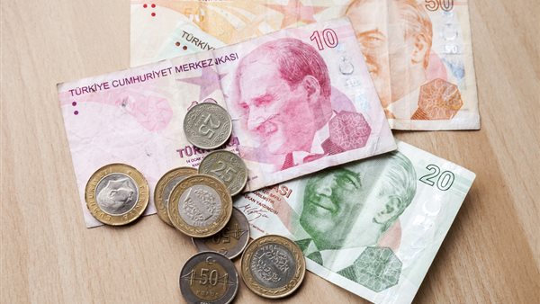 البنك المركزي التركي يرفع سعر الفائدة إلى 46%