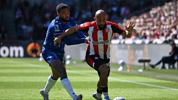 تشيلسي يبلغ نصف نهائي دوري المؤتمر الأوروبي رغم خسارته أمام وارسو 1-2