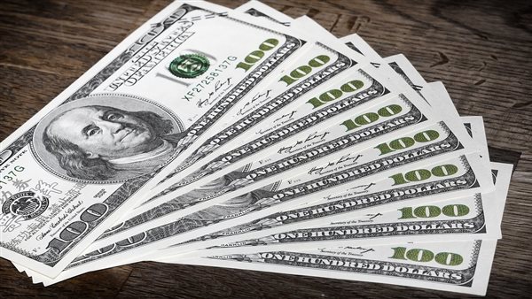سعر الدولار اليوم الجمعة في البنوك والسوق السوداء 18 – 4 – 2025