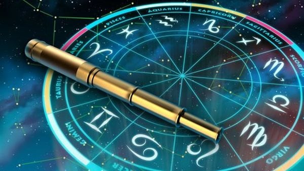 حظك اليوم الجمعة.. توقعات الأبراج على الصعيد العاطفي والمهني والصحي حظك اليوم الجمعة.. توقعات الأبراج على الصعيد العاطفي والمهني والصحي