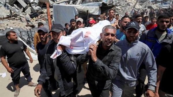 إبادة جماعية.. شهيدان بقصف الاحتلال خيمة تؤوي نازحين شمال قطاع غزة