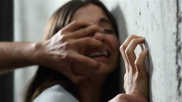 ادعى بأنها ممسوسة.. مدرس يهتك عرض طالبة في الشيخ زايد ادعى بأنها ممسوسة.. مدرس يهتك عرض طالبة في الشيخ زايد