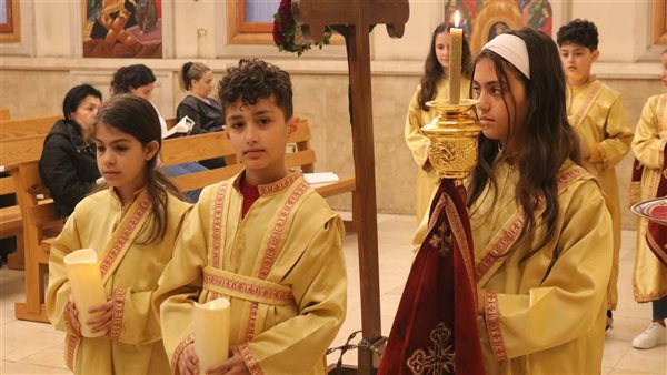 خدمة الساعات الملوكيّة وإنزال المصلوب في كنيسة القديس جاورجيوس – حوش الأمراء