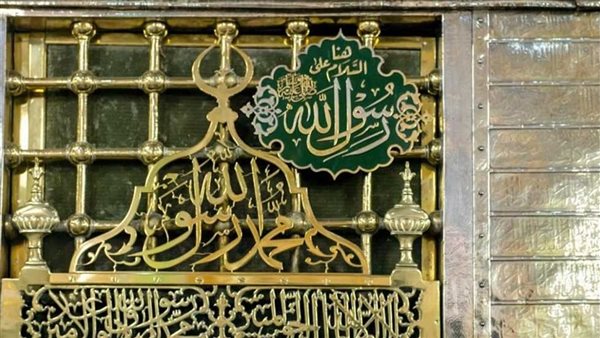 كيف يُخرجك اتباع النبي من ظلمات الدنيا إلى نور الرضا كيف يُخرجك اتباع النبي من ظلمات الدنيا إلى نور الرضا