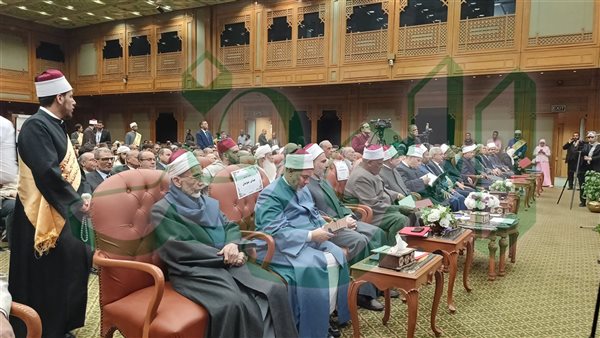 ختام فعاليات المؤتمر الدولي السادس.. توصيات لمواجهة التغريب وتعزيز الهوية الإسلامية ختام فعاليات المؤتمر الدولي السادس.. توصيات لمواجهة التغريب وتعزيز الهوية الإسلامية