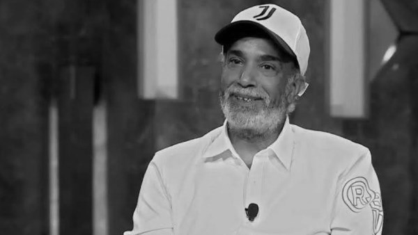 هفضل فاكر رسايلك.. محمد الننى ينعى سليمان عيد بكلمات مؤثرة هفضل فاكر رسايلك.. محمد الننى ينعى سليمان عيد بكلمات مؤثرة