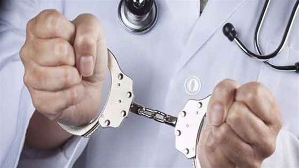 تفاصيل حبس طبيبة تجميل سنة بتهمة تشويه زوجة رجل أعمال بالشيخ زايد| بث مباشر