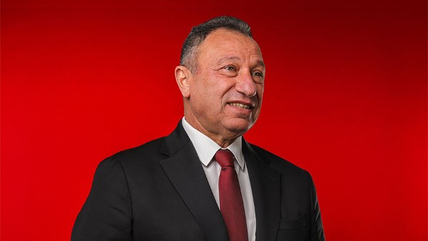 نادي جرين هيلز يعفي مصطفى القاضي من منصبه بعد الدعاء على الخطيب نادي جرين هيلز يعفي مصطفى القاضي من منصبه بعد الدعاء على الخطيب
