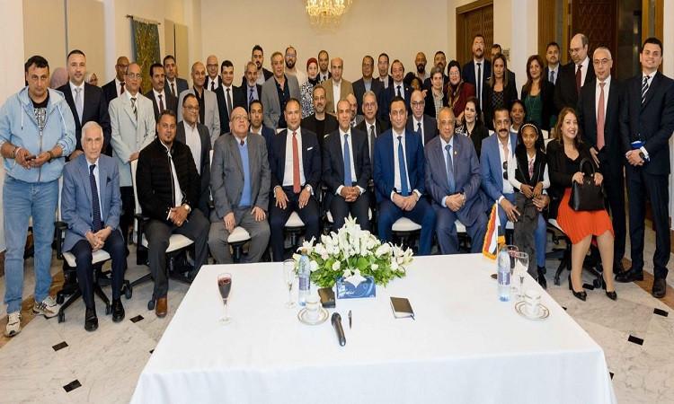 وزير الخارجية والهجرة يلتقي مع عدد من ممثلي الجالية المصرية في تونس وزير الخارجية والهجرة يلتقي مع عدد من ممثلي الجالية المصرية في تونس