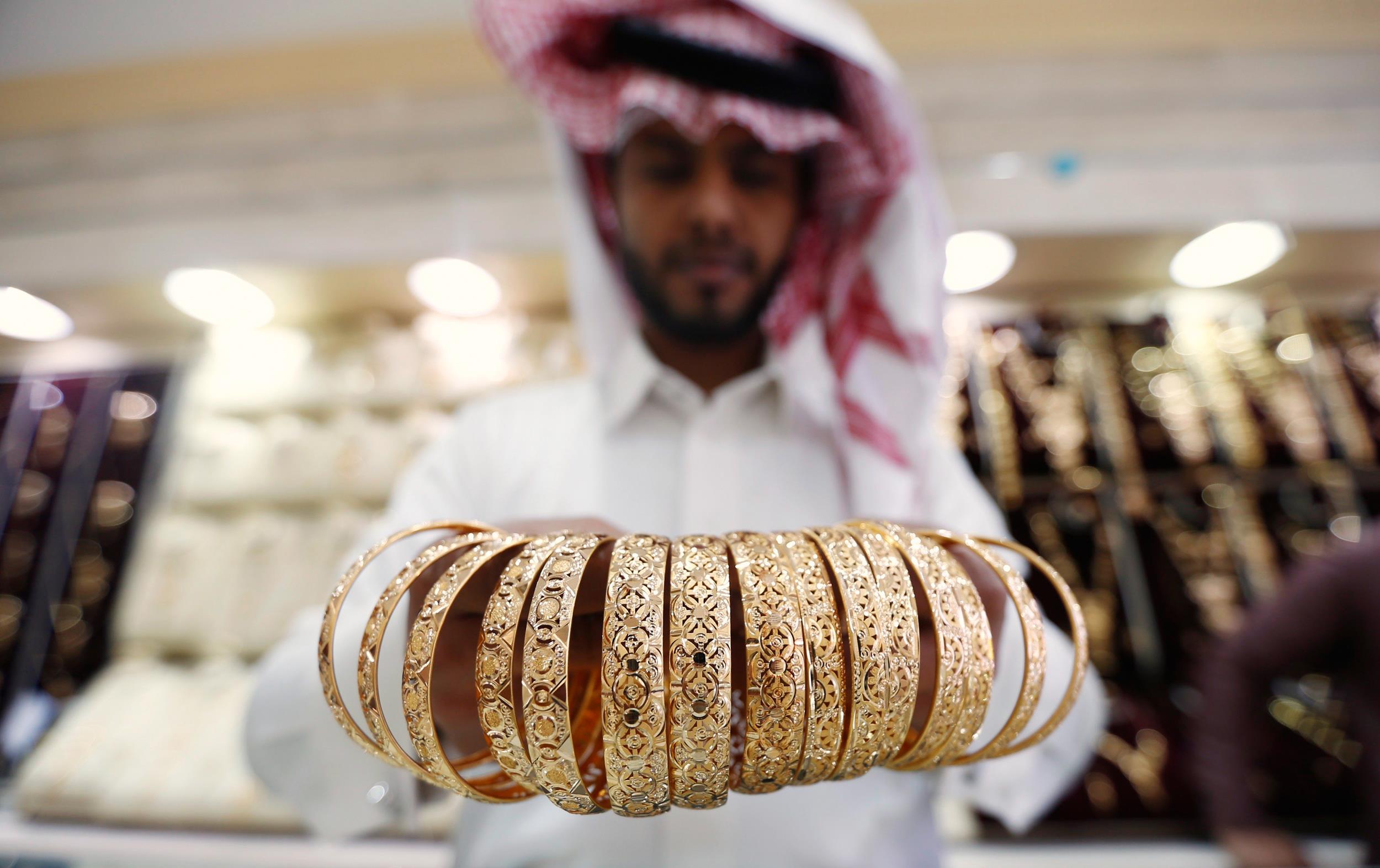 أسعار الذهب في السعودية اليوم السبت 19 أبريل 2025.. كم تسجل السبيكة 100 جرام؟