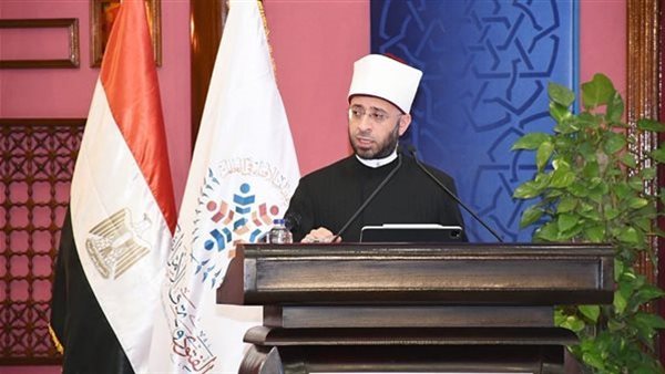 وزير الأوقاف يهنئ قداسة البابا تواضروس الثاني بعيد القيامة المجيد