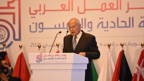 أبو الغيط يدق ناقوس الخطر: الذكاء الاصطناعي يعيد تشكيل العمل العربي أبو الغيط يدق ناقوس الخطر: الذكاء الاصطناعي يعيد تشكيل العمل العربي