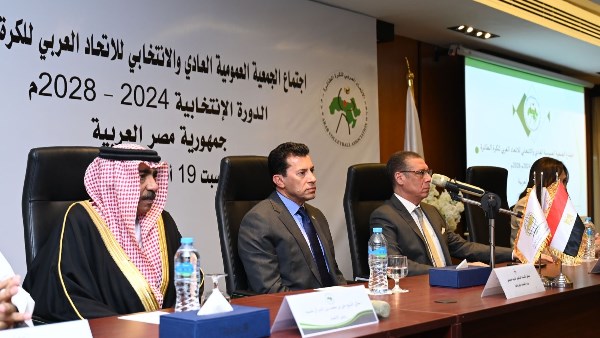 بحضور وزير الرياضة.. الشيخ على بن خليفة يفوز برئاسة الاتحاد العربي للكرة الطائرة بالتزكية
