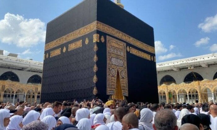 قبل موسم الحج 2025.. ضبط القائمين على إدارة 7 شركات سياحة بتهمة النصب