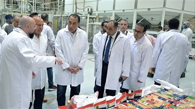 رئيس الوزراء يتفقد مصانع مجموعة المصرية السويسرية للمكرونة والطحن والمركزات بالعاشر من رمضان رئيس الوزراء يتفقد مصانع مجموعة المصرية السويسرية للمكرونة والطحن والمركزات بالعاشر من رمضان