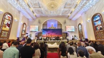 رئيس الطائفة الإنجيلية يترأس احتفالات عيد القيامة بكنيسة مصر الجديدة