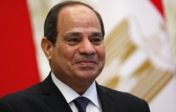 الرئيس السيسي يهنئ البابا تواضروس وأقباط مصر بمناسبة عيد القيامة المجيد