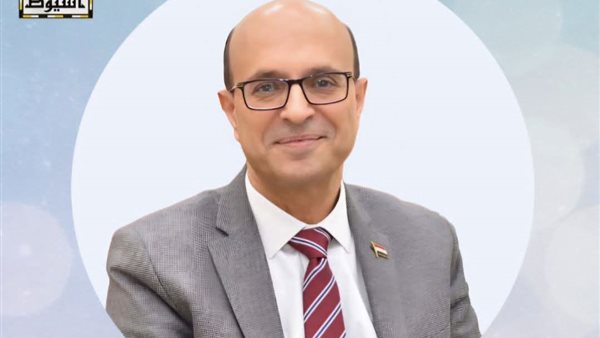 3 قرارات لرئيس جامعة أسيوط لتعزيز الأداء الأكاديمي بالكليات