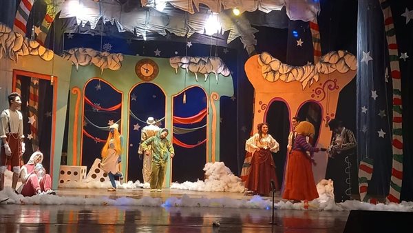 افتتاح مهرجان التمثيل المسرحي على خشبة مجمع الفنون في جامعة حلوان