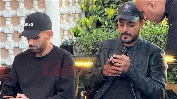 أيتن عامر وحمدي الميرغني وأحمد آدم يقدمون واجب العزاء في سليمان عيد | بث مباشر أيتن عامر وحمدي الميرغني وأحمد آدم يقدمون واجب العزاء في سليمان عيد | بث مباشر
