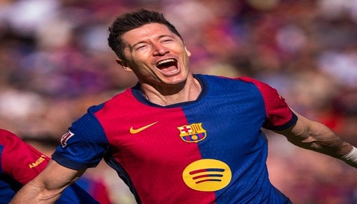 صدمة في برشلونة بعد إصابة ليفاندوفسكي وتحديد مدة غيابه