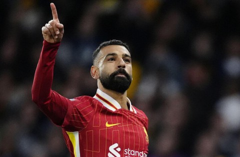 ليفربول يعمل في “الخفاء” لاستبدال صلاح بعد تمديد عقده