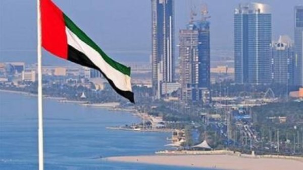 لحماية الهُوية .. الإمارات تحظر استخدام اللهجة لغير المواطنين في الإعلام