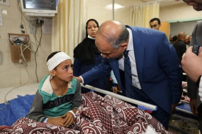 عقب حادث «ربع نقل الموت» بملوى.. محافظ المنيا يؤكد: لن يفلت المتسببون من العقاب عقب حادث «ربع نقل الموت» بملوى.. محافظ المنيا يؤكد: لن يفلت المتسببون من العقاب