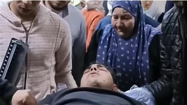 ألم شديد وعدوى بكتيرية.. تعرض ضحية النمر المفترس بطنطا لوعكة صحية ونقله إلى المستشفى ألم شديد وعدوى بكتيرية.. تعرض ضحية النمر المفترس بطنطا لوعكة صحية ونقله إلى المستشفى