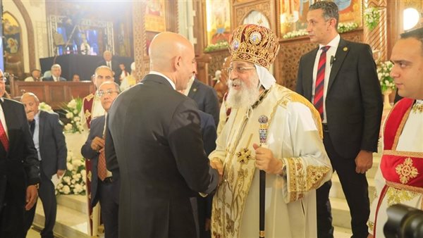 وزير التعليم يهنئ قداسة البابا تواضروس الثاني وجموع الإخوة الأقباط بعيد القيامة المجيد