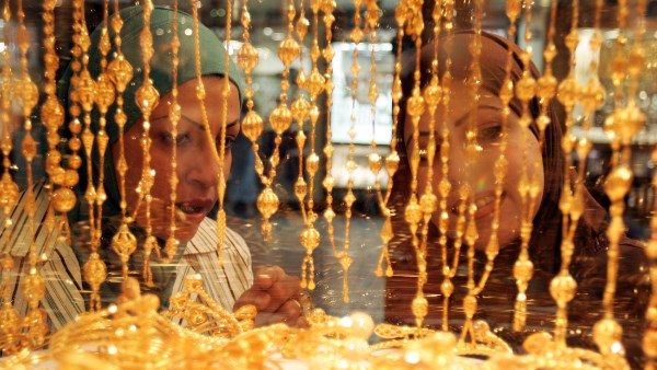 سعر الذهب عيار 21 اليوم الأحد 20-4-2025