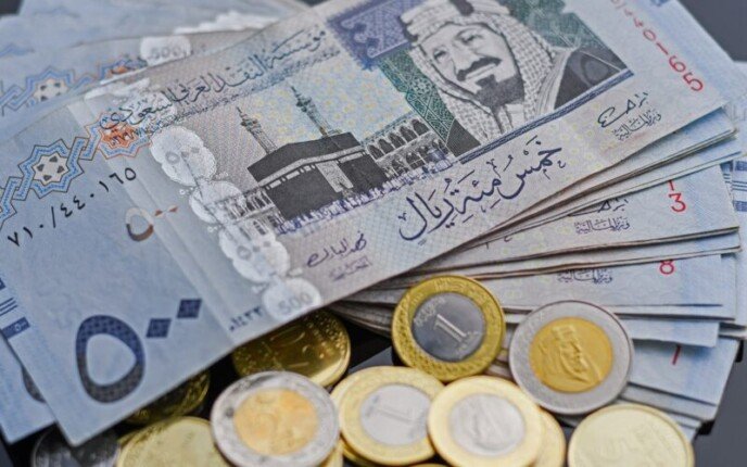 كم سعر الريال السعودي اليوم الاثنين