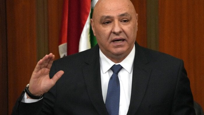 الرئيس اللبناني: القوات المسلحة الوحيدة المسؤولة عن سيادة البلاد واستقلالها