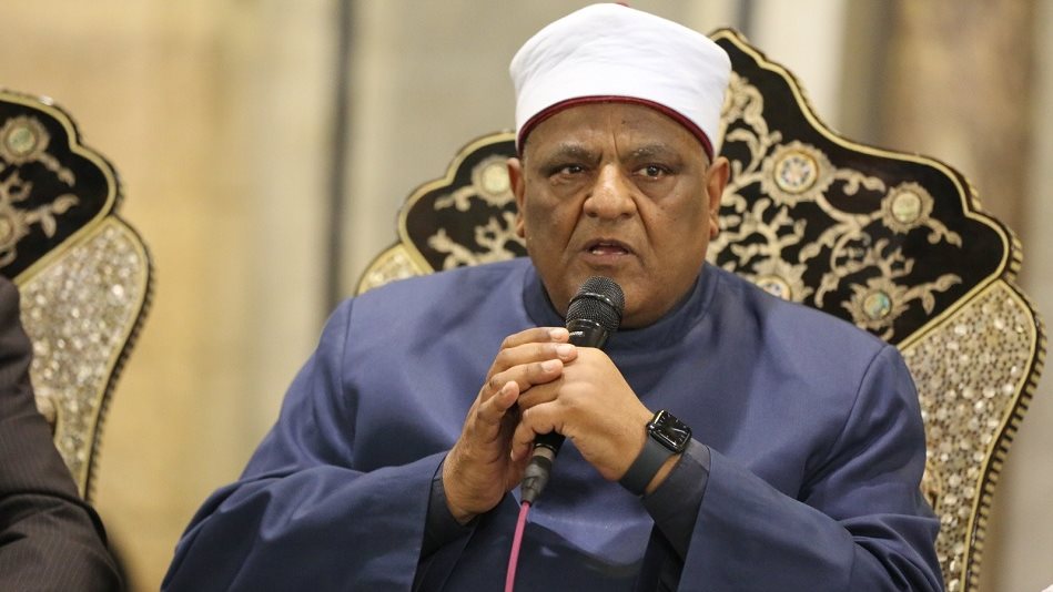 عباس شومان: مؤسسة أبو العينين أبرز الجمعيات الخيرية المتعاونة مع الأزهر