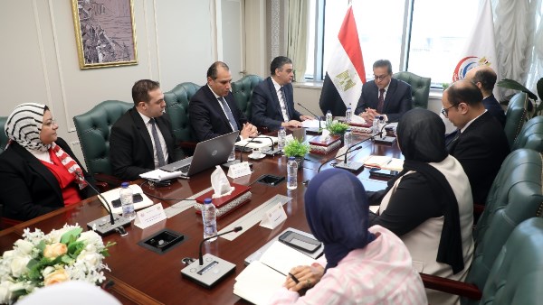 لتحقيق الاكتفاء الذاتي.. إنشاء مراكز تدريب مصرية لتصنيع اللقاحات في أفريقيا