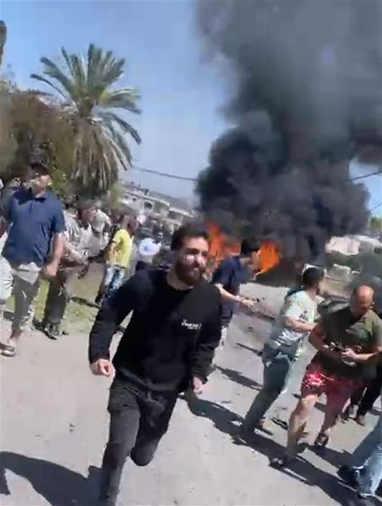 لحظة إنفجار الآلية التابعة للجيش في بريقع (فيديو)