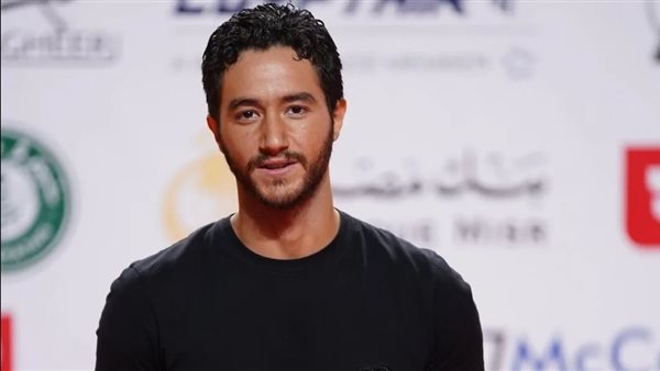 تكريم أحمد مالك بجائزة هيباتيا الذهبية في مهرجان الإسكندرية للفيلم القصير