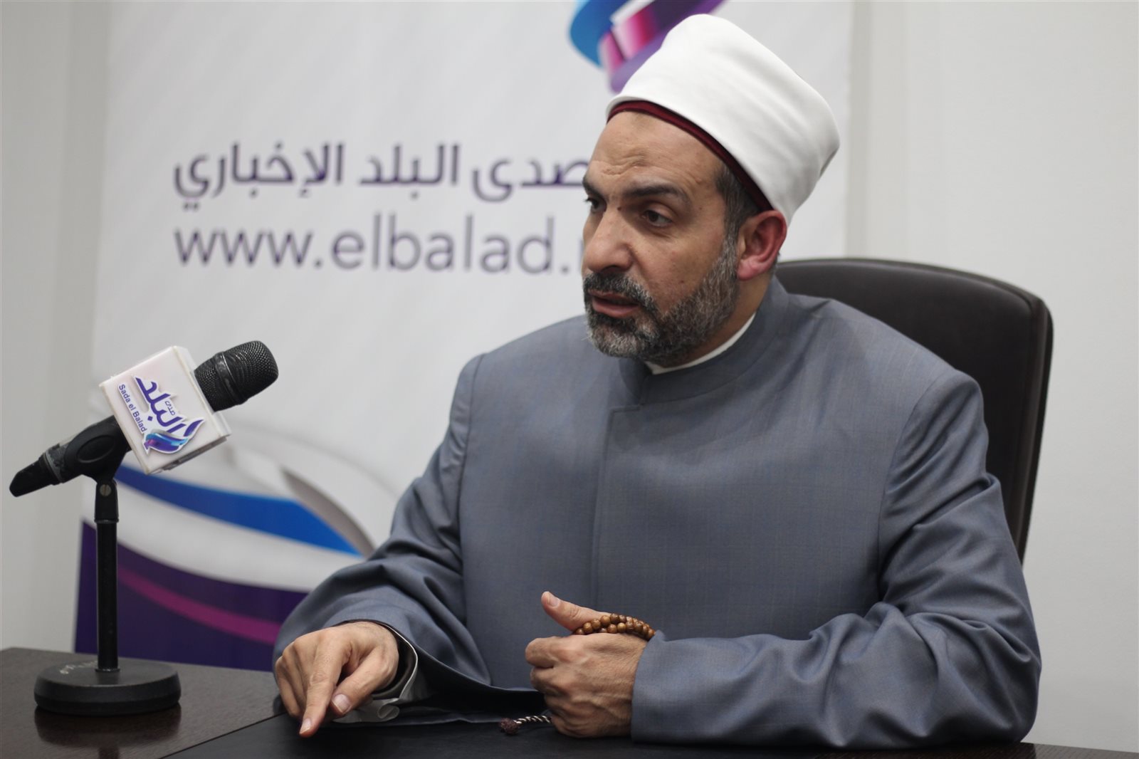 هل يجوز للأب توزيع أمواله بالتساوي على أبنائه حال حياته؟.. أمين الإفتاء يجيب
