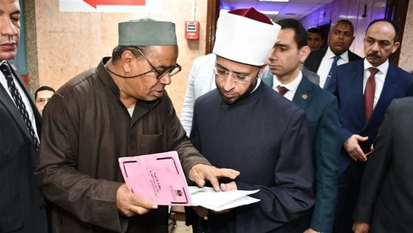 وزير الأوقاف يوجه بسرعة تفعيل النظام الآلي المميكن لتسجيل بيانات المرضى بمستشفى الدعاة