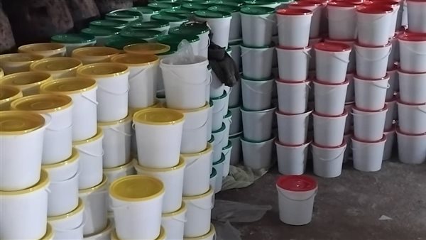 ضبط مصنع غير مرخص لإنتاج المخصبات الزراعية بسرس الليان
