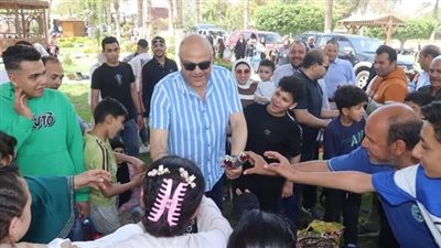 محافظ القليوبية يتفقد حدائق القناطر الخيرية ويشارك المواطنين فرحة أعياد الربيع وشم النسيم