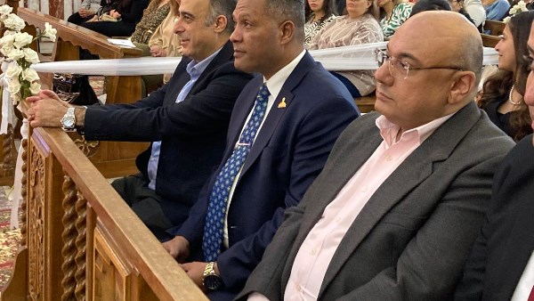 نواب “مستقبل وطن” يزورون كنائس الإسكندرية لتقديم التهنئة بعيد القيامة