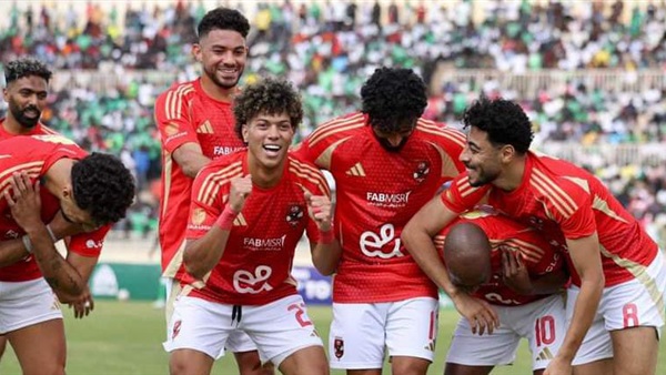 مقابل 22 مليون.. نجم منتخب مصر يوقع للأهلي بعد التحرك العاجل