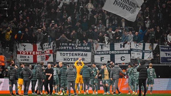 تشكيل توتنهام أمام نوتنجهام فورست في الدوري الإنجليزي