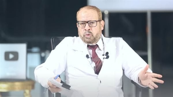 يشوه سمعة المهنة ويستخدم علاجات غير معتمدة.. «الأسبوع» تنتصر على طبيب «سم النحل»