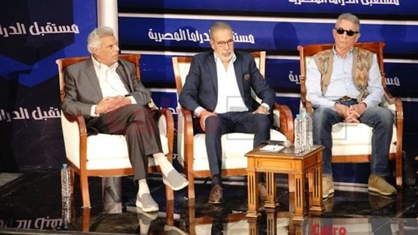 محمود حميدة: القانون غائب عن صناعة السينما.. ويجب مراجعة قوانين ماسبيرو محمود حميدة: القانون غائب عن صناعة السينما.. ويجب مراجعة قوانين ماسبيرو