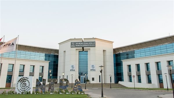 تعليمات لمنافذ بيع مقدمي خدمات الاتصالات بشأن أوقات العمل الصيفية