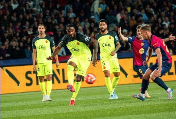 شوط أول سلبي بين برشلونة وريال مايوركا في الدوري الإسباني