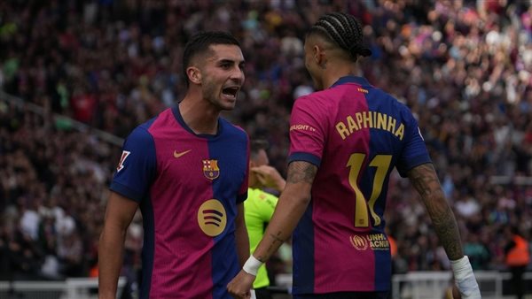برشلونة يفوز بصعوبة على ريال مايوركا ويقترب من التتويج بالليجا